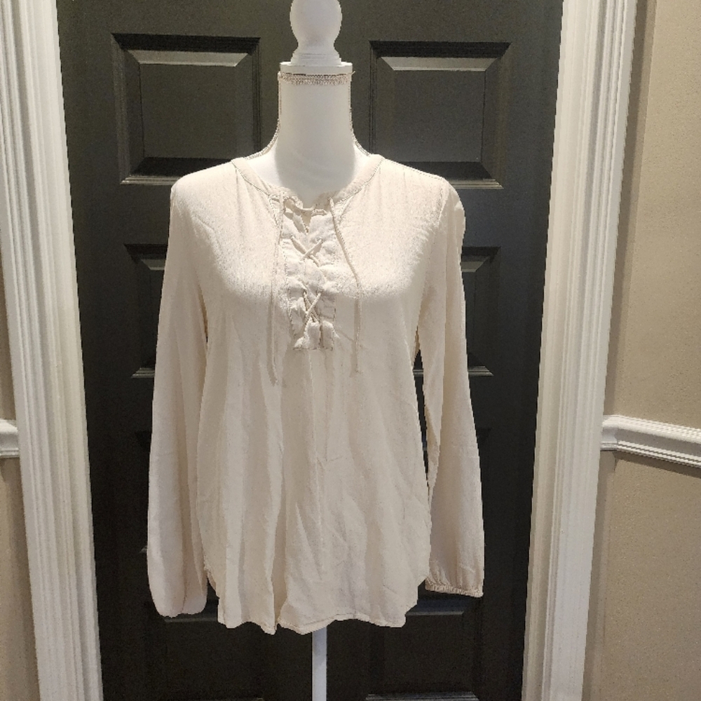 LOFT White Lace V-Neck Long Sleeve Blouse